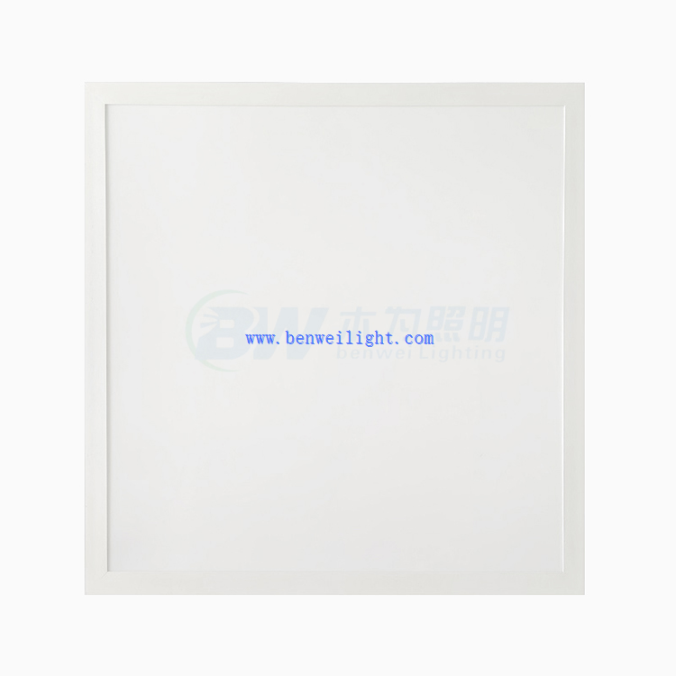 product-750-750 UGR≤19 LED PANEL
