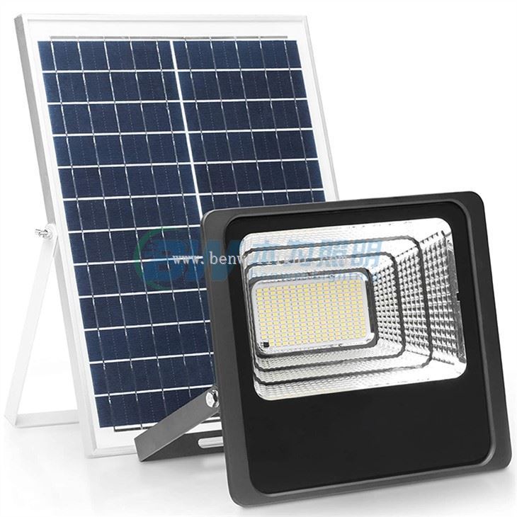 LED soldrevet sikkerhetslys Solar Flood Light 100W