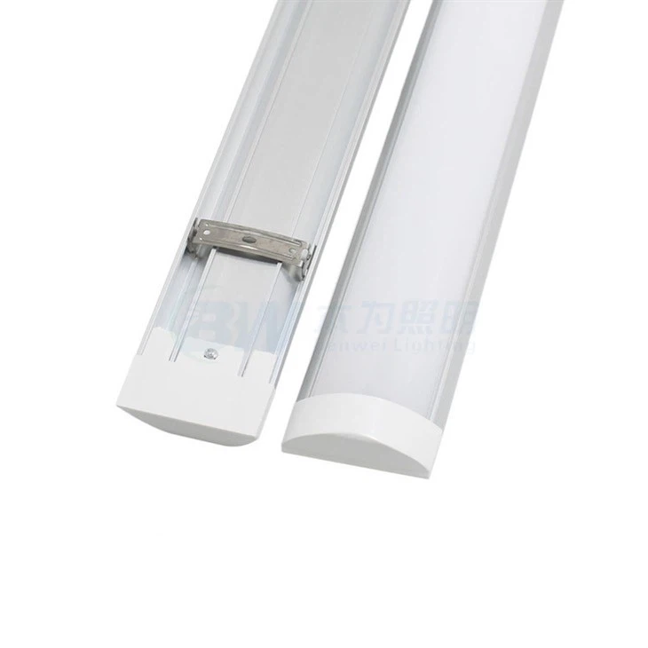 Slankt LED-taklys 30cm