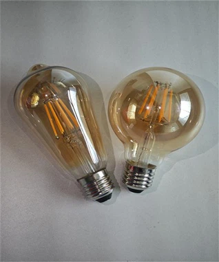 E14 G45 LED-stearinlyspære: 6W varmhvit 360 graders klar filament